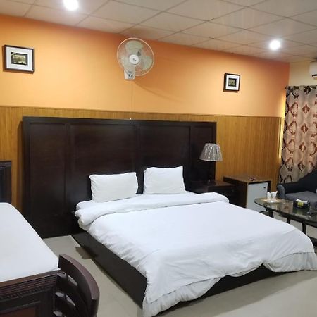 Amyl'S Garden Guest House 이슬라마바드 외부 사진